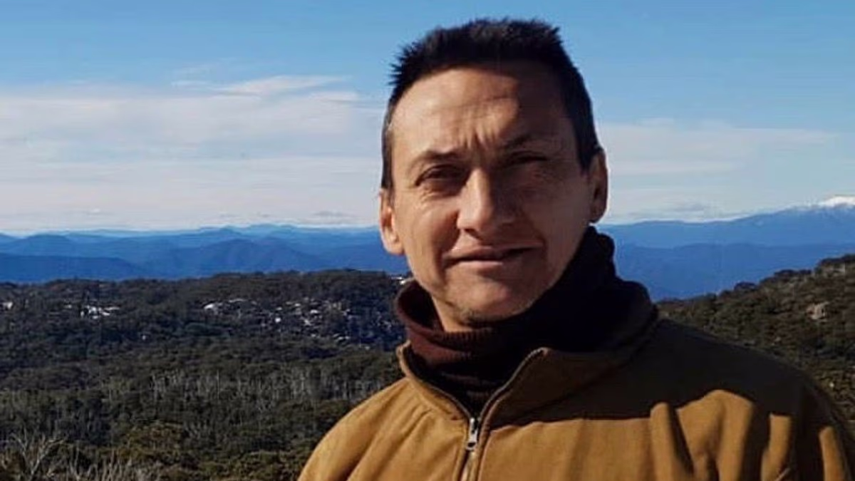 Fugitive Dezi Freeman is KILLED by heavily-armed police