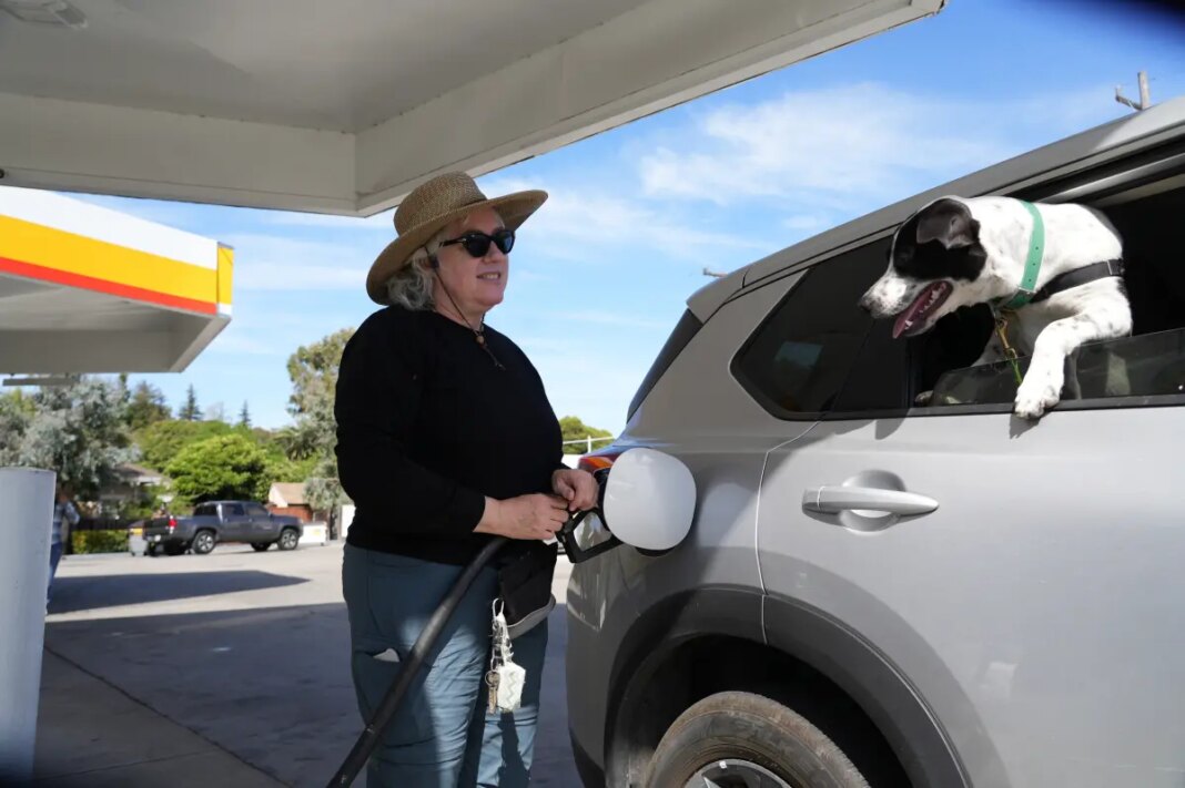 Gas prices rise above $4 a gallon for first time in more than 3 years