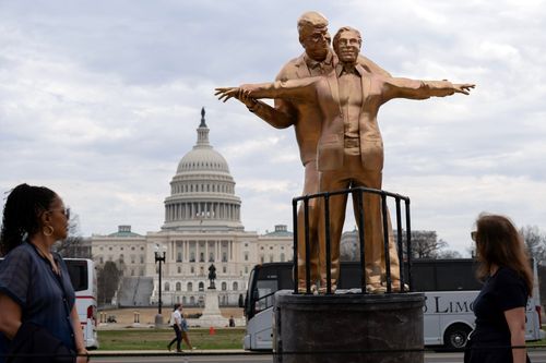 Giant statue depicting Trump and Epstein as ill-fated lovers appears