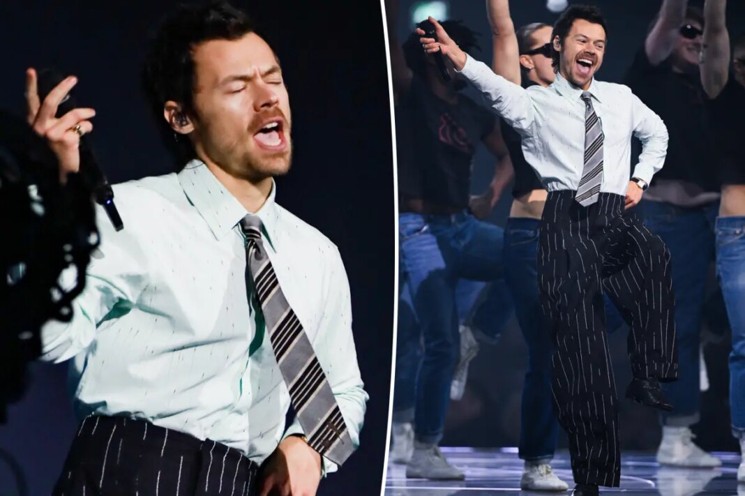 Harry Styles opens 2026 BRIT Awards with show-stopping performance of 'Aperture'