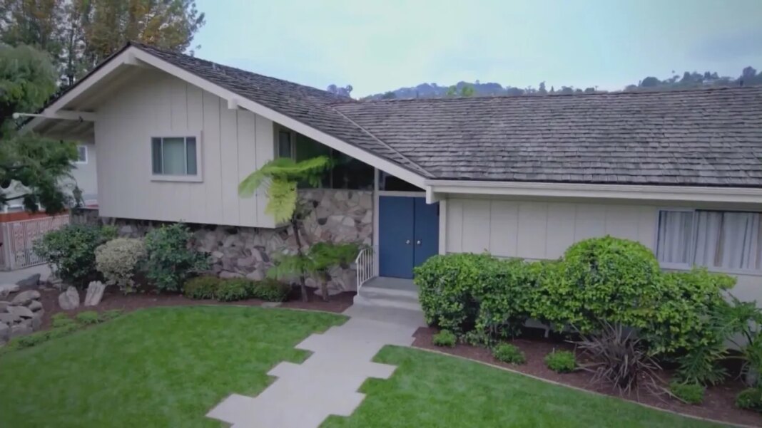 Iconic 'Brady Bunch' house in Studio City declared a historic landmark