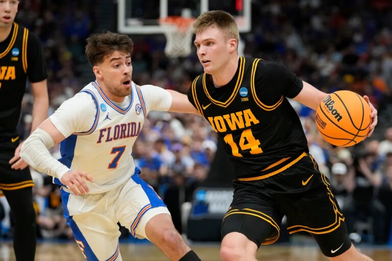 Iowa Stuns Defending Champs Florida with Last-Second Three-Pointer in March Madness Upset