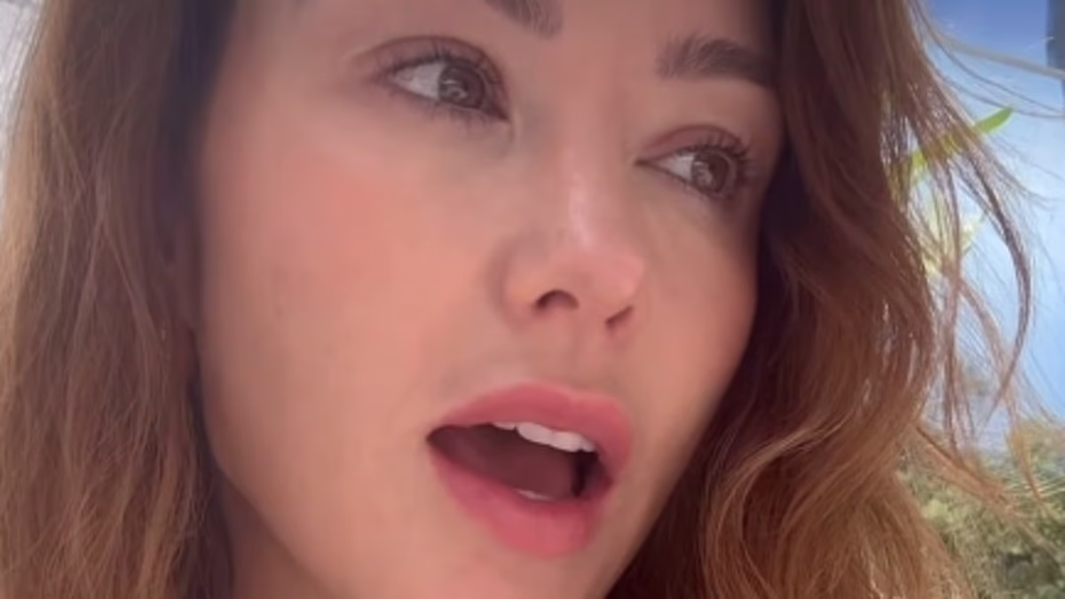 Jude Law's ex hits back at Chappell Roan's denials