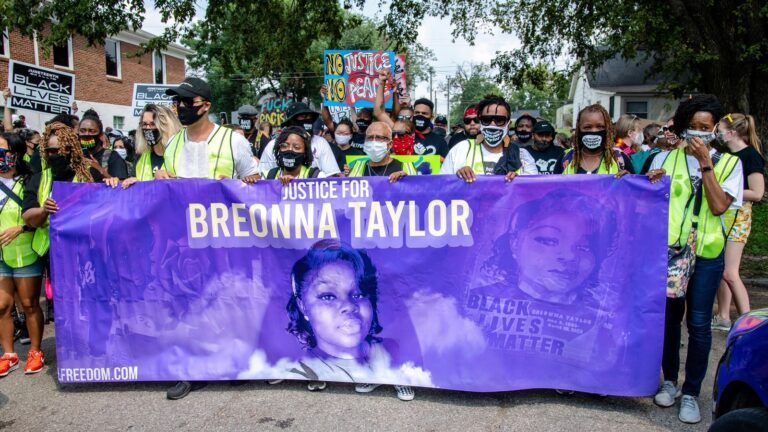Charges Dropped for Two Former Louisville Officers in Breonna Taylor Case