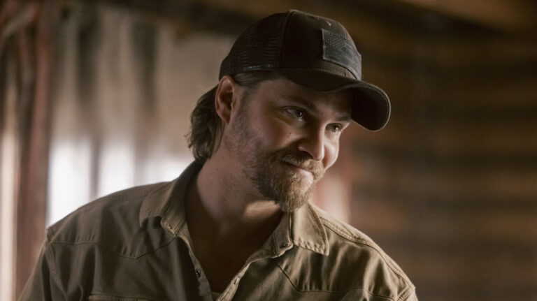 Yellowstone Fans Outraged: Kayce Dutton’s New Love Interest Sparks Controversy!