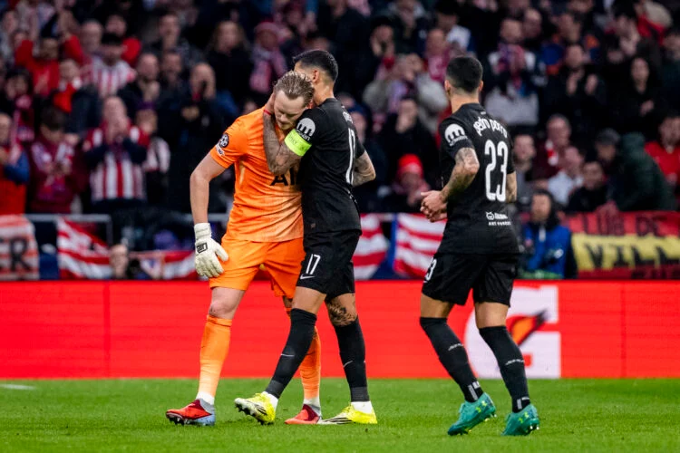 “Keep your head up” – De Gea defends Kinsky after Tottenham’s Champions League nightmare