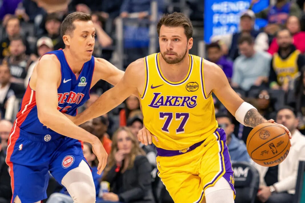 Lakers winning streak ends with loss to Pistons