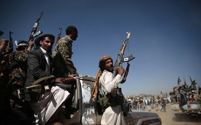 Last Axis Hope: Houthis Now Ready to Hit US, Israel 'At Any Moment'