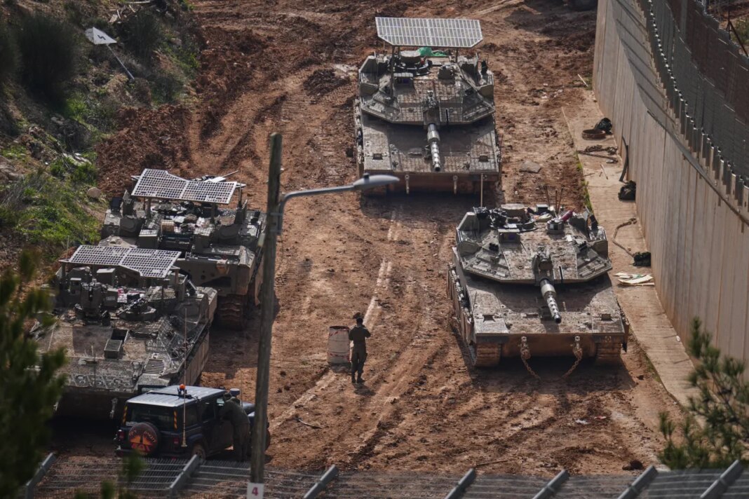 Israeli tanks