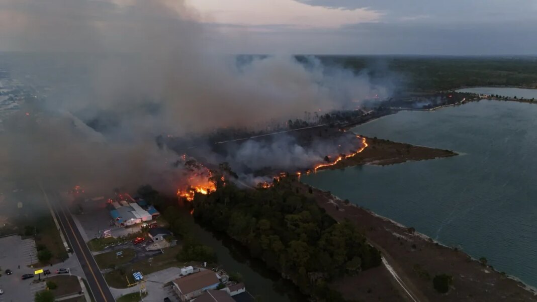 Mandatory evacuations ordered in Hernando County due to large brush fire