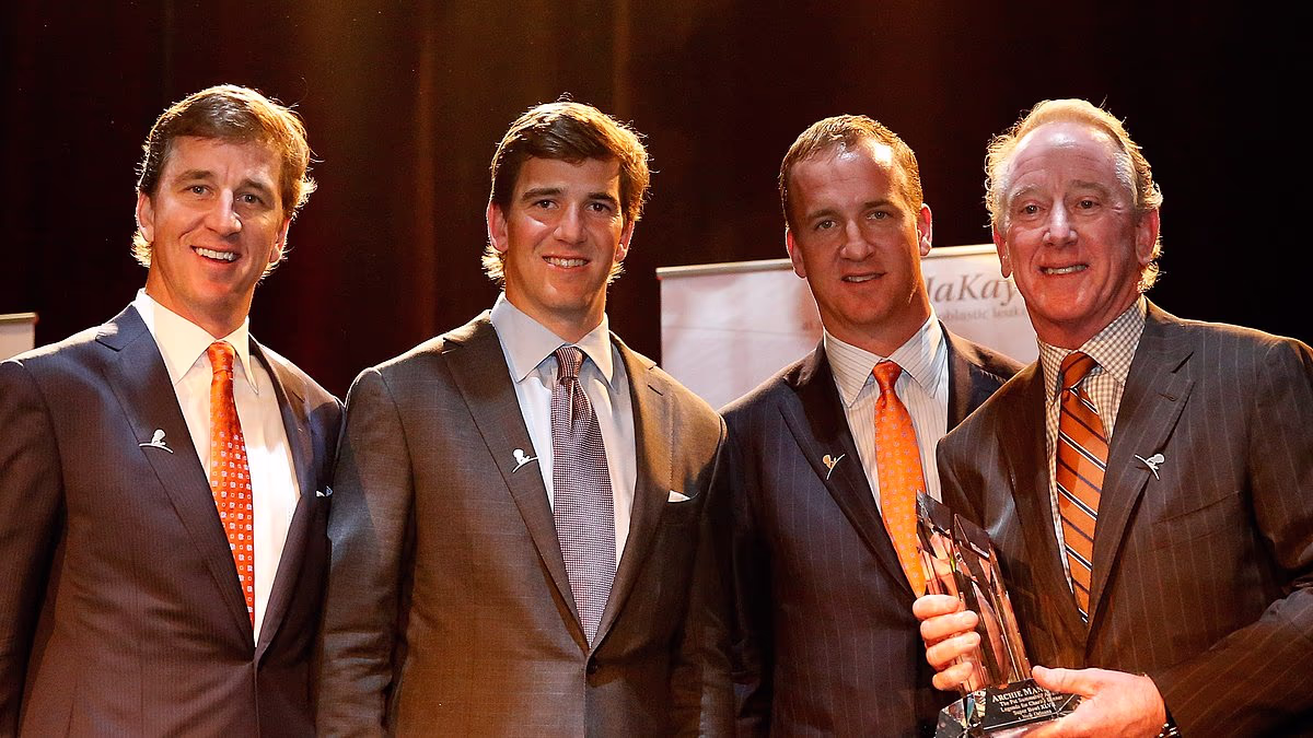 Manning family will 'manipulate draft' to prevent Arch from going to the Jets in 2027, predicts Mike Francesa