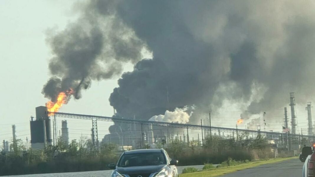 Massive explosion reported at Valero refinery in Texas
