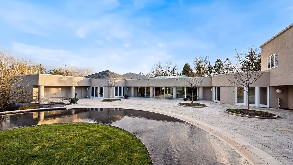 Michael Jordan's old mansion mysteriously pulled from rental listings