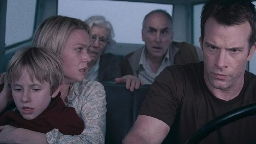 Mike Flanagan's The Mist Remake Should Not Come Before This Stephen King TV Series