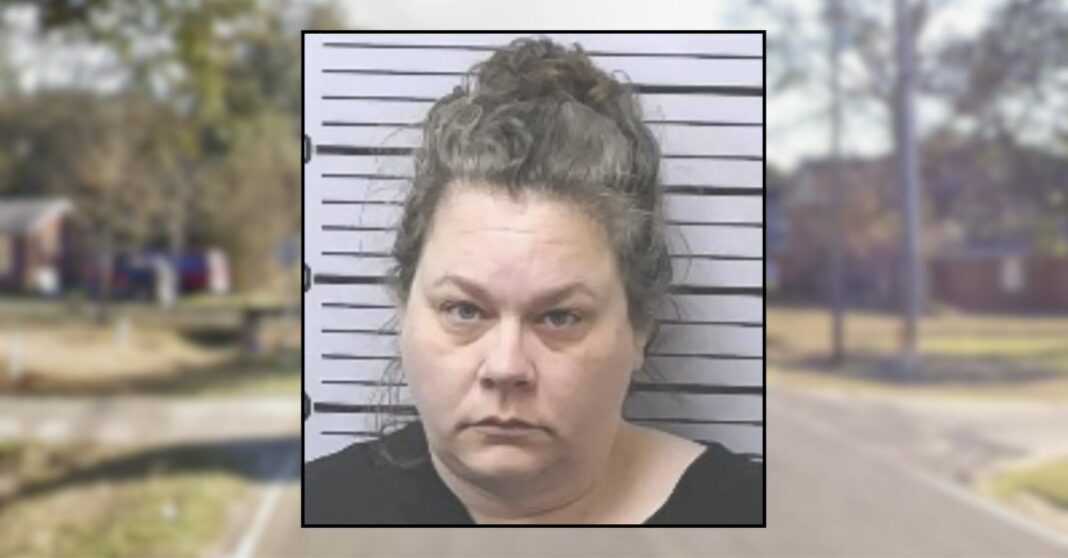 Mom left 2 teenagers with autism home alone on the night her 14-year-old accidentally strangled himself with a blanket: Police