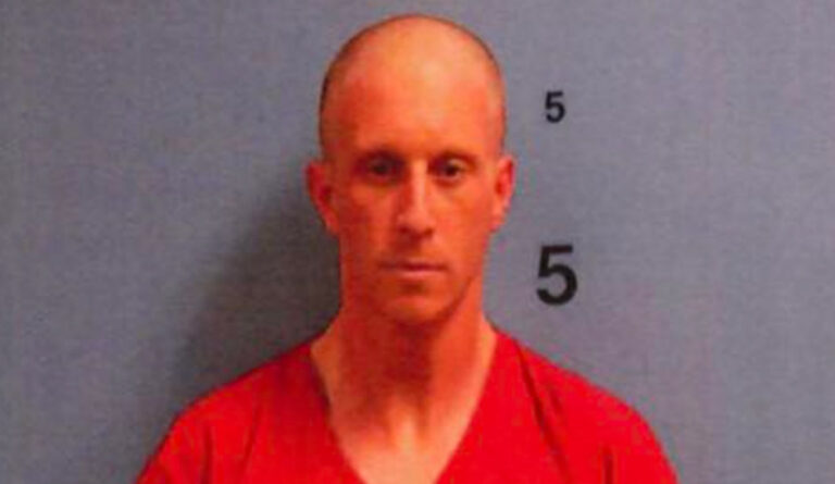 Oklahoma Man Fatally Shoots Twin Sister and Her Young Daughter