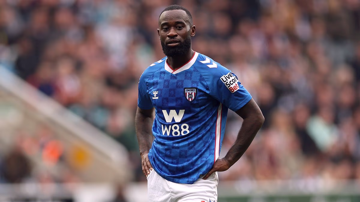 Premier League game is HALTED over racist abuse for the first time as black Sunderland star Lutsharel Geertruida reports Newcastle crowd to referee