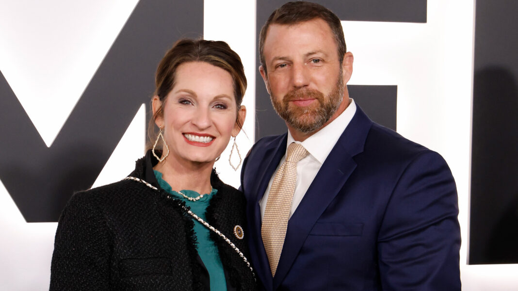Red Flags In Markwayne & Christie Mullin's Marriage We Can't Ignore