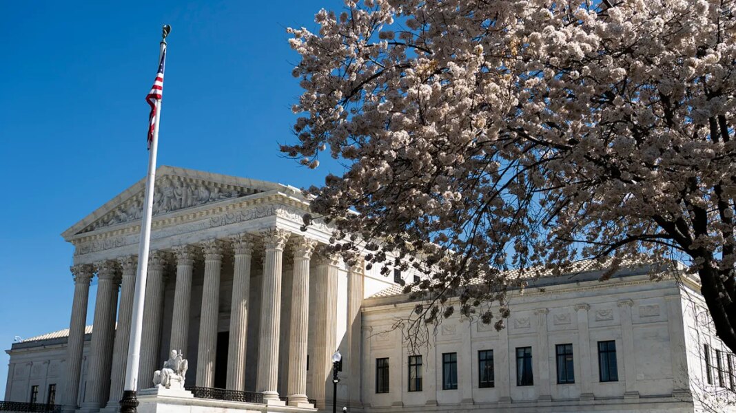 Supreme Court’s path on birthright citizenship may hinge on 1940 law