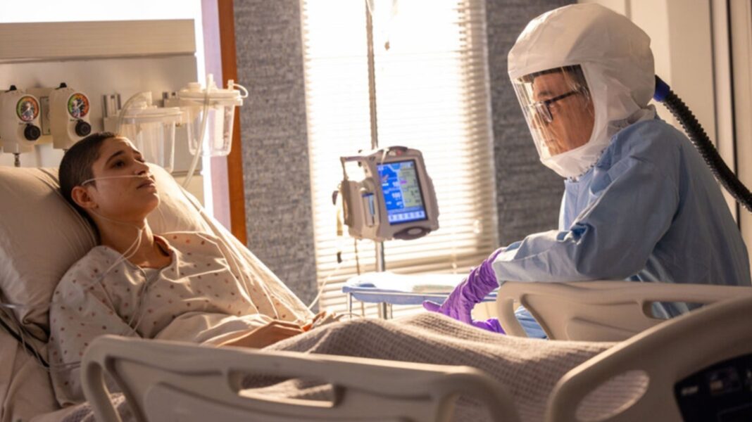 The 2026 One Chicago Crossover's Big Death Explained By Showrunners