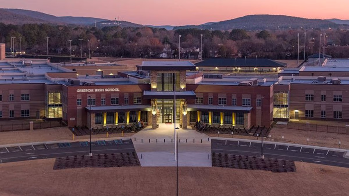 Thousands exposed to deadly tuberculosis after student tests positive
