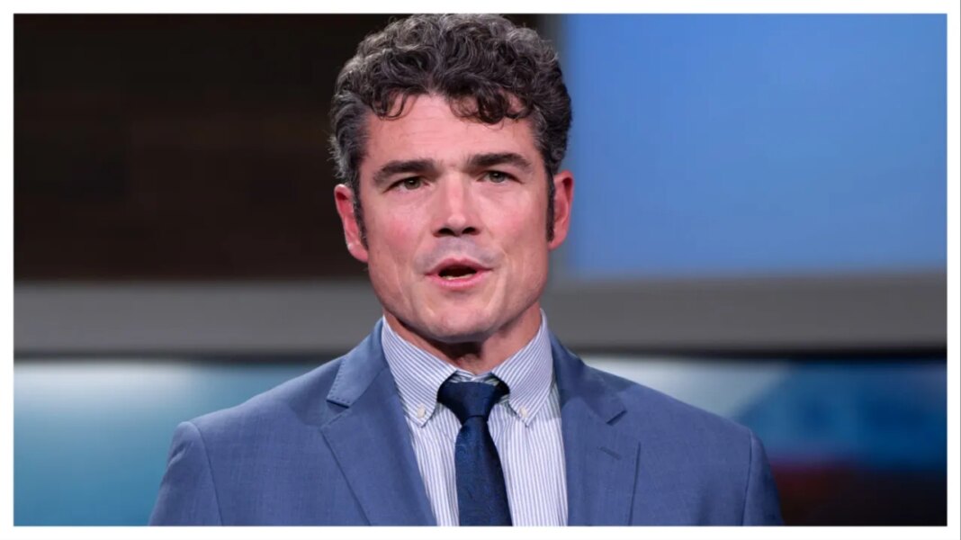 Top Gabbard aide resigns over Iran war 