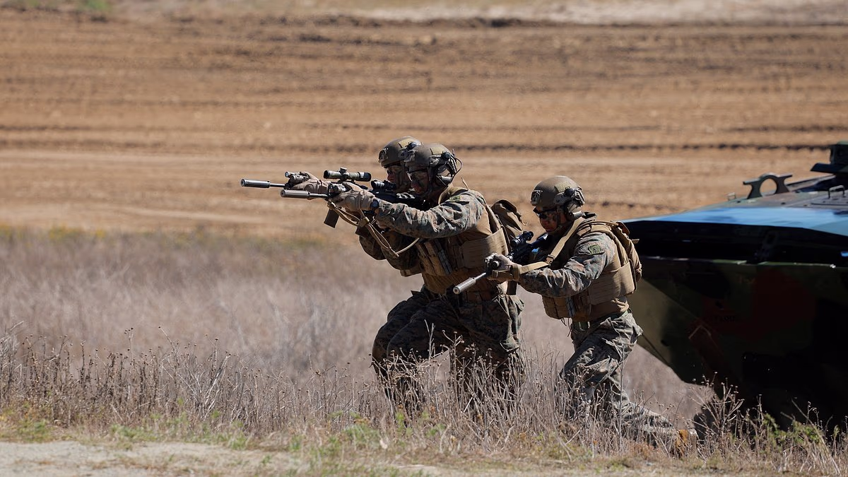 Trump deploys 5,000 Marines into Hormuz tinderbox