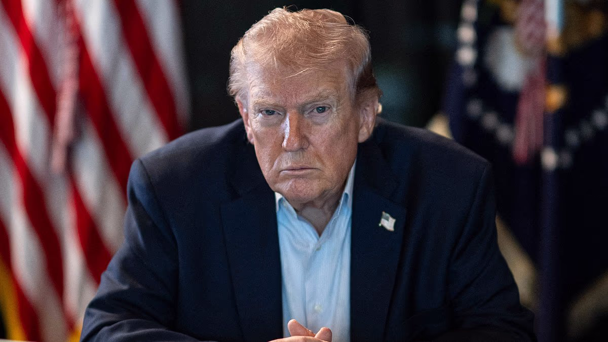 Trump hurls VERY cutting insult at Megyn Kelly and Tucker Carlson after conservative pair slammed his bombing of Iran