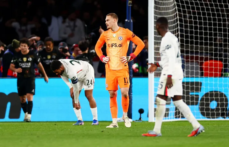 UCL: Kvaratskhelia double sinks Chelsea in seven-goal thriller