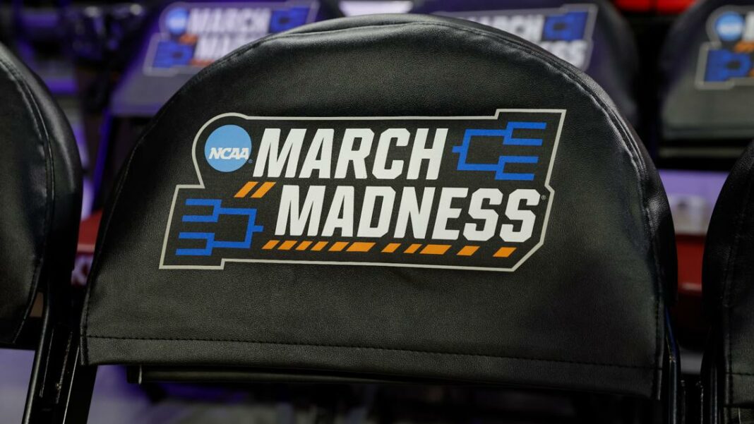 Who advances to the Elite 8 in the 2026 NCAA men's tournament