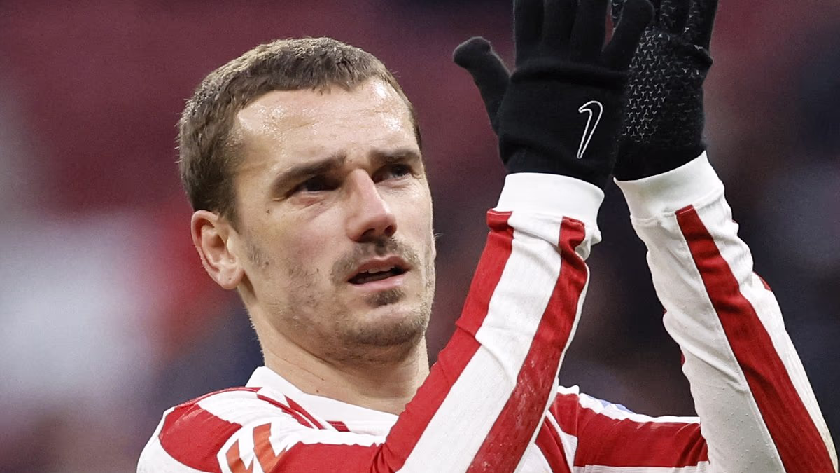 World Cup-winning soccer star Antoine Griezmann heading to MLS... and to Lionel Messi's fierce rivals