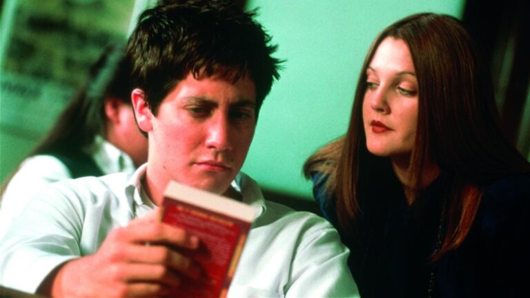 Discover the Top 10 Must-Watch Cult Classics: Essential Films for Every Movie Buff
