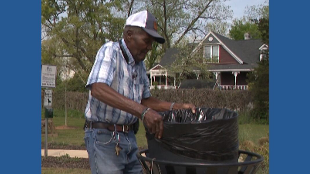 90-year-old Georgia man showing up for custodian job with joy after 54 years