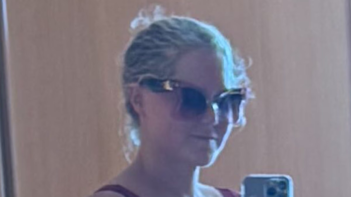 Amy Schumer Showcases Slimmed-Down Physique in Swimsuit Following 50-Pound Weight Loss