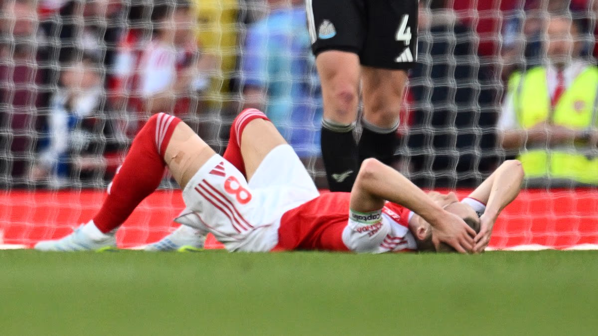 Arsenal do NOT look like champions in waiting: Why Declan Rice is a concern for Mikel Arteta and the biggest issue the Gunners boss must solve if they are to beat Man City to the title, writes CRAIG HOPE