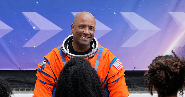 Astronaut Victor Glover's Daughter Shares Tribute to Her Father