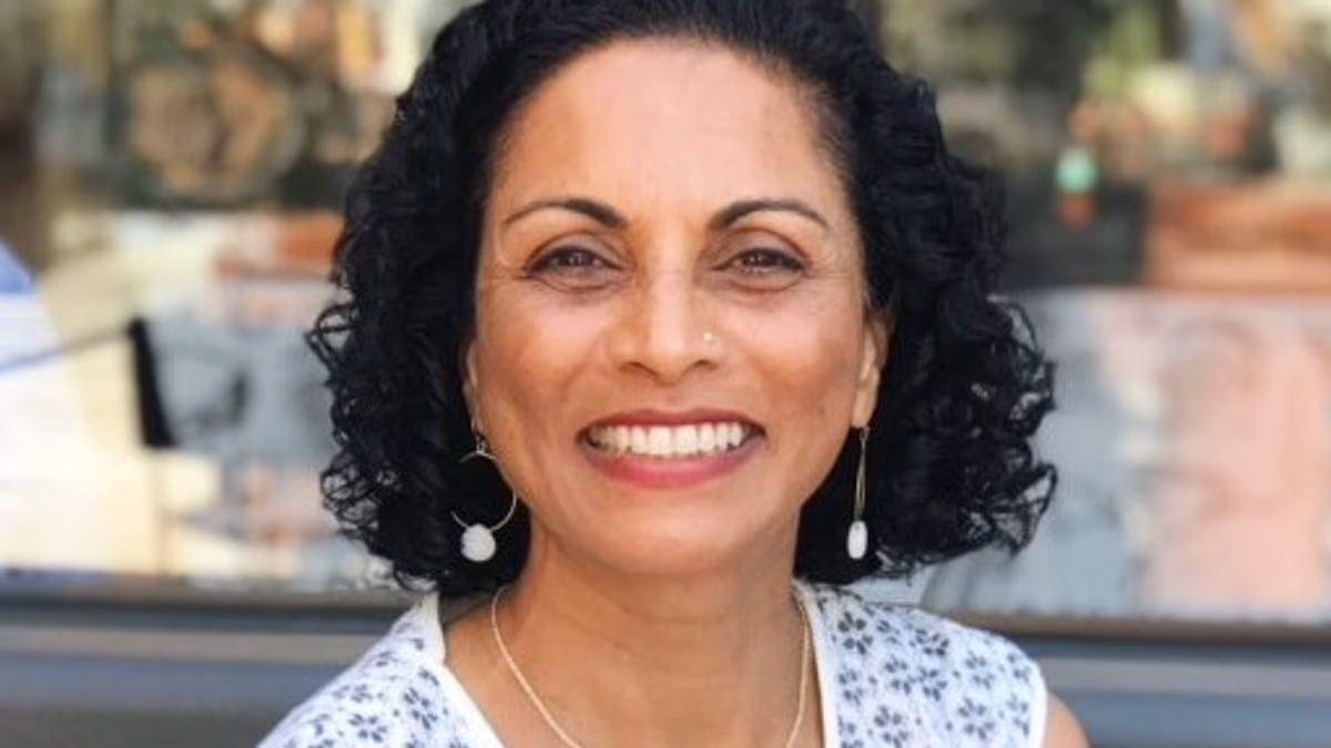 Beloved elementary teacher fatally stabbed and daughter injured