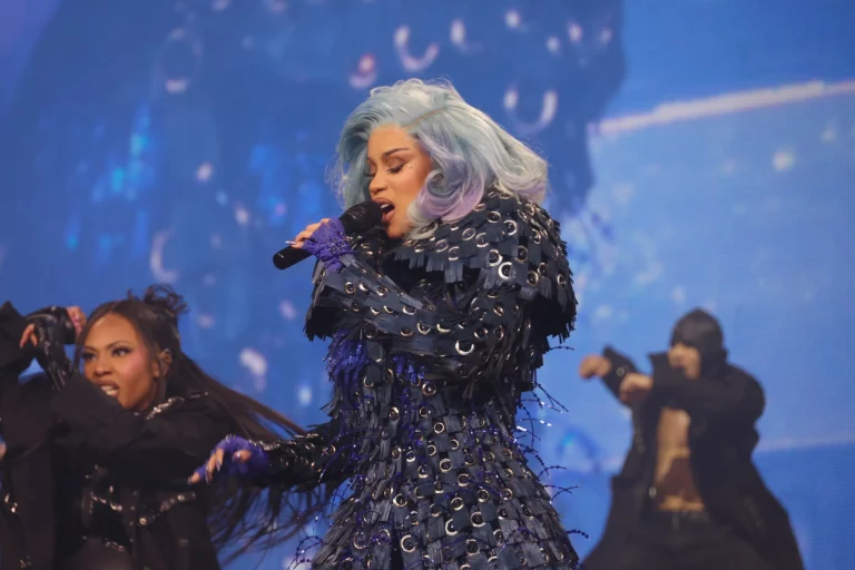 Battle of the Haircare Titans: Beyoncé’s Cécred Takes on Cardi B’s Grow-Good Beauty