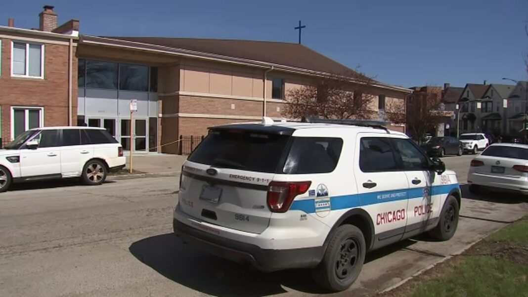 Chicago shooting kills teen boy, Kenyae Franklin, on Coles Avenue in South Shore: CPD