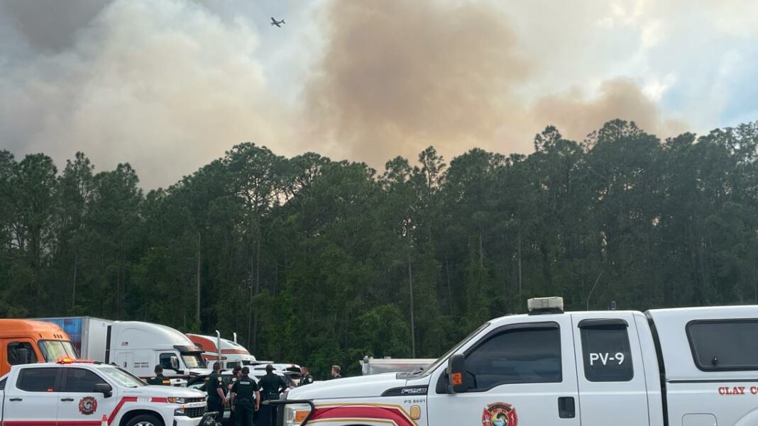 Clay County officials open call center for those affected by 2,000-acre wildfire
