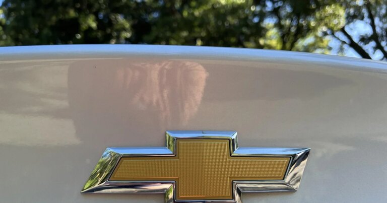 GM Issues Recall for Over 270,000 U.S. Vehicles Due to Rearview Camera Concerns