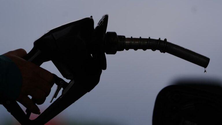 Gas Prices Decline Amid Ongoing Iran Conflict, Yet Remain Above Pre-War Levels