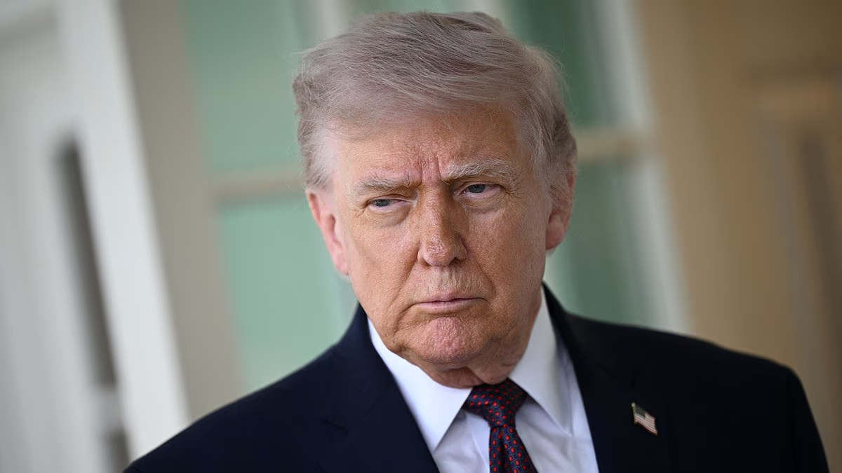 Gate of Tears: Saudis beg Trump to open Hormuz - Iran plots 2nd strait