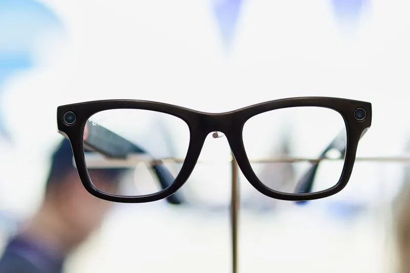 Hillsborough County school board considers banning smart glasses