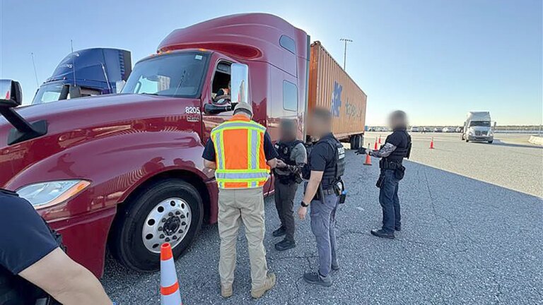 Indiana Implements New Visa and Language Requirements for Migrant Truck Drivers