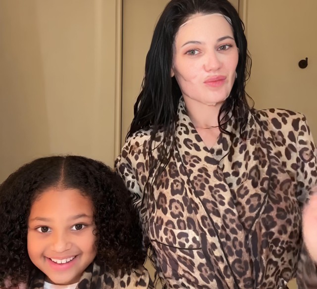KYLIE JENNER AND DAUGHTER STORMI SHARE THEIR NIGHTTIME ROUTINE AS STORMI REVEALS HER HAIR TRICK