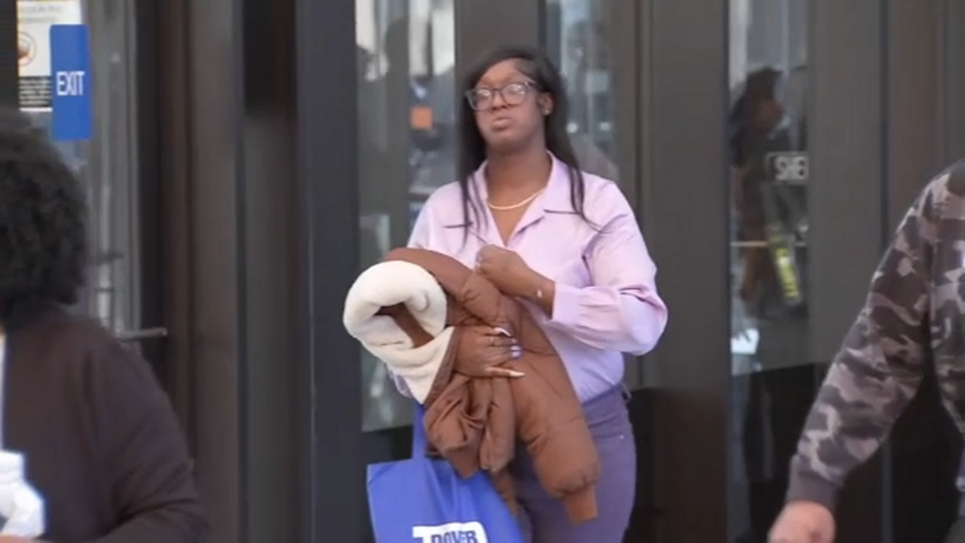 Keisha Golden Chicago: Mother in court, argues self-defense in stabbing death of baby's father Calvin Sidney in October 2022