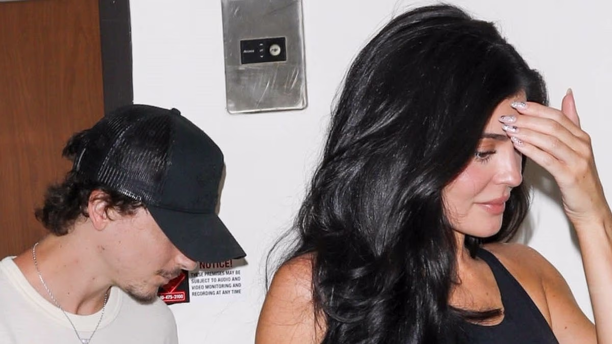 Kylie Jenner enjoys dinner date with Timothee Chalamet at LA hotspot