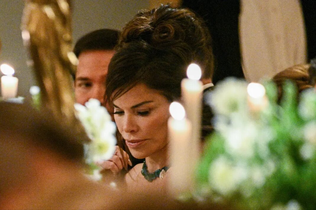 Lauren Sánchez wows in 200-carat emerald necklace at White House state dinner