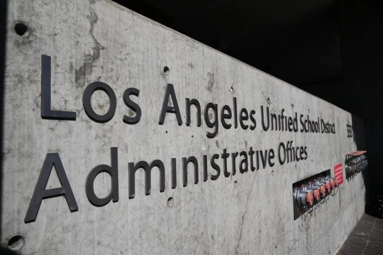 Los Angeles Schools Avert Strike: Successful Last-Minute Deal Reached with Staff